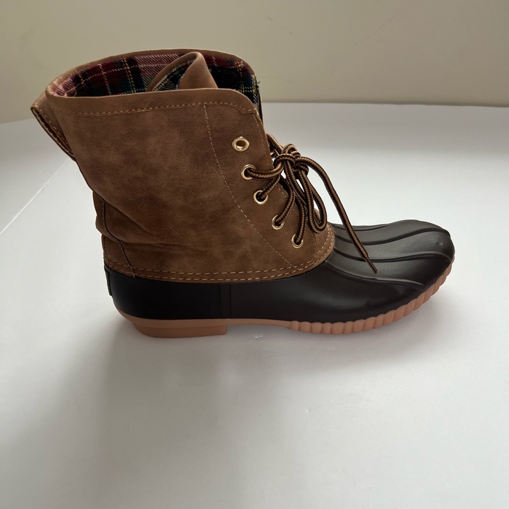MarleyLilly Brown and Black Duck Boots